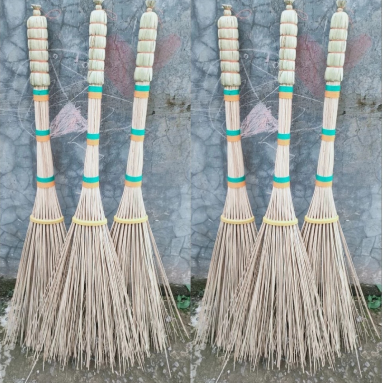 Palm leafstick broom made from natural palm leaf sticks