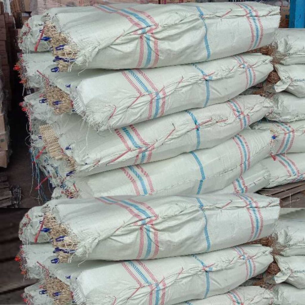 Coconut leaf stick supplier supplying strong coconut leaf sticks for outdoor brooms