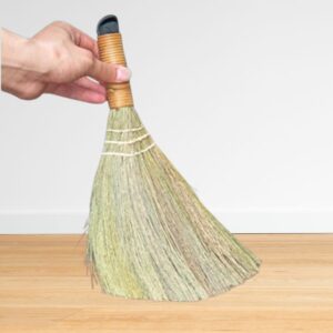 hand brush