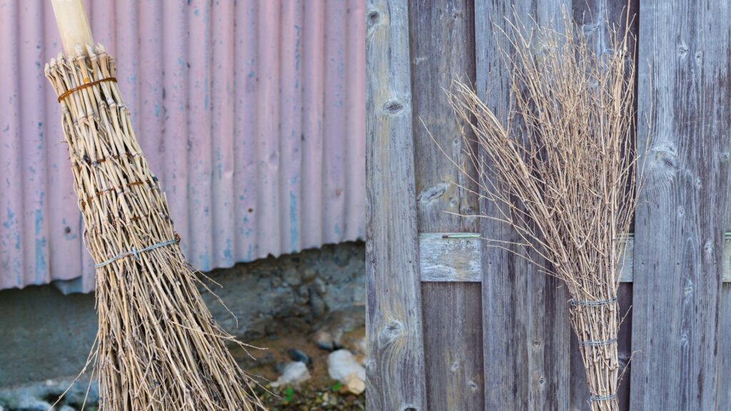 Bamboo broom supplier providing eco-friendly bamboo brooms made from renewable materials