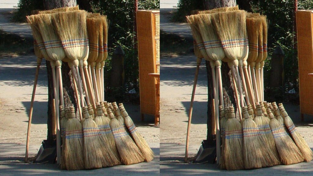 Straw broom supplier supporting cleaning product distributors worldwide