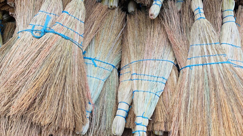 Straw broom supplier providing eco-friendly straw brooms made from natural straw