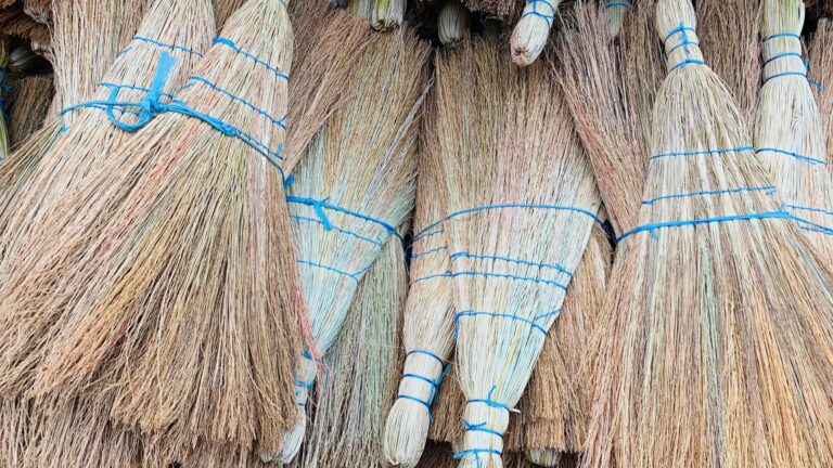 Straw broom supplier providing eco-friendly straw brooms made from natural straw