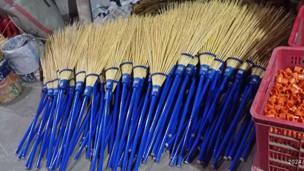 supplier sapu lidi grosir