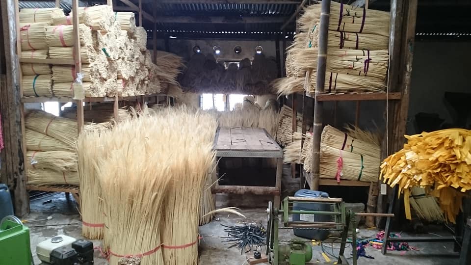 ماحولیاتی دوست جھاڑو